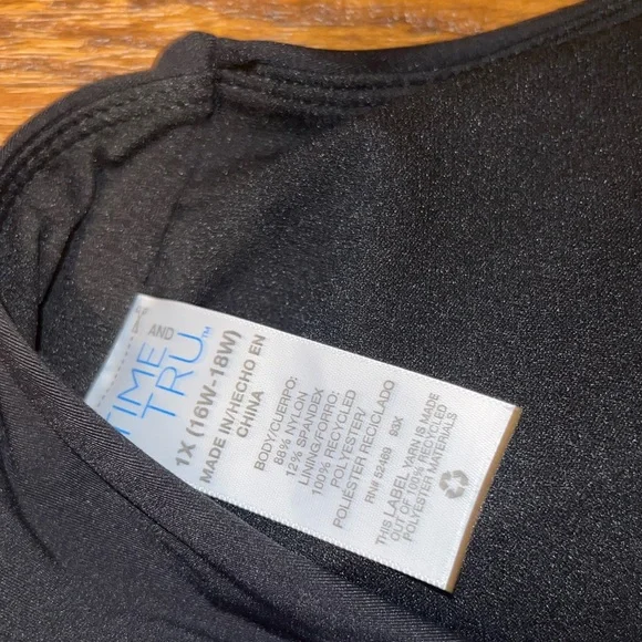 Black Time & Tru One Shoulder Bikini Top Gold Accents Size 1X - Picture 12 of 13